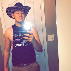 Meet your Posher, Dylan